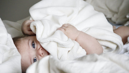 To Comfort or Not: Baby Sleep Safety with Comforters