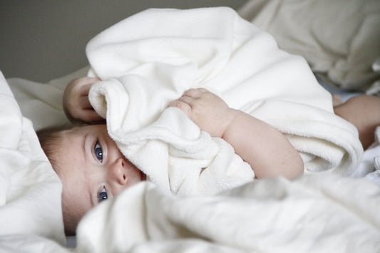To Comfort or Not: Baby Sleep Safety with Comforters