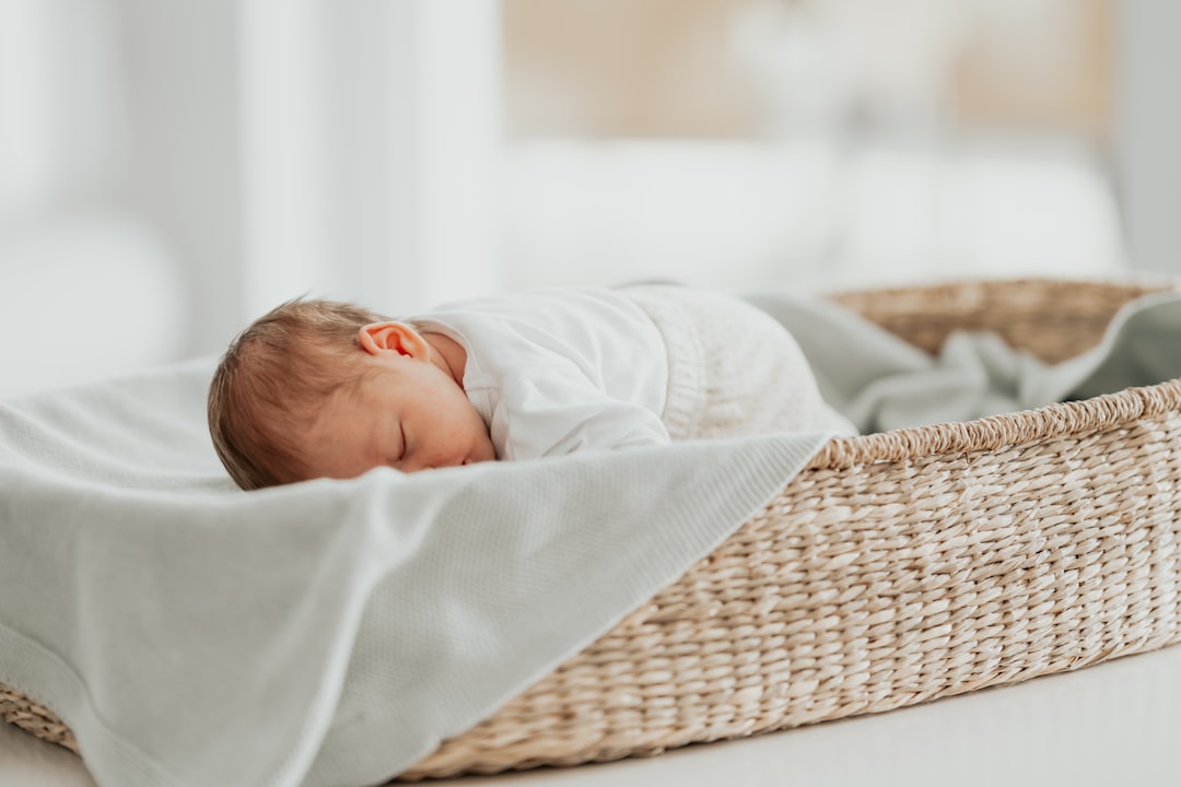 Snooze Control – Perfecting the 6 Month Old Nap Schedule
