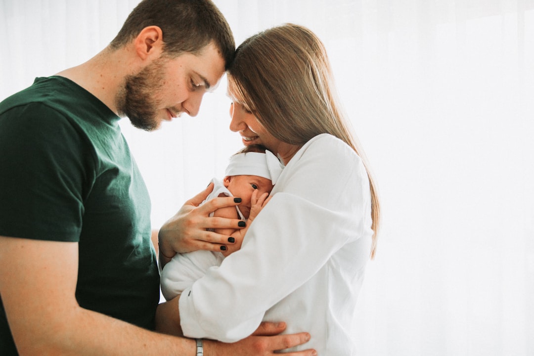 Baby Steps Made Easy: Top Must-Haves for First-Time Parents