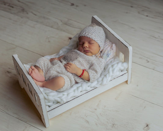 From Snooze to Zzz's: Understanding Your Newborn's Sleep Patterns
